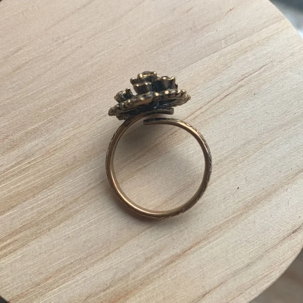 Vintage Etched brown flower ring adjustable